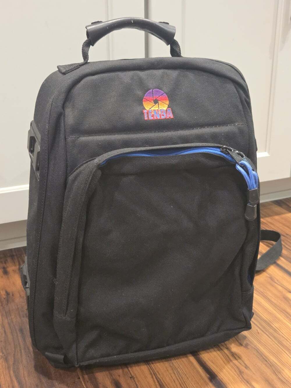Vtg Tenba Camera Backpack Bag Black  Padded Adjustable Dividers